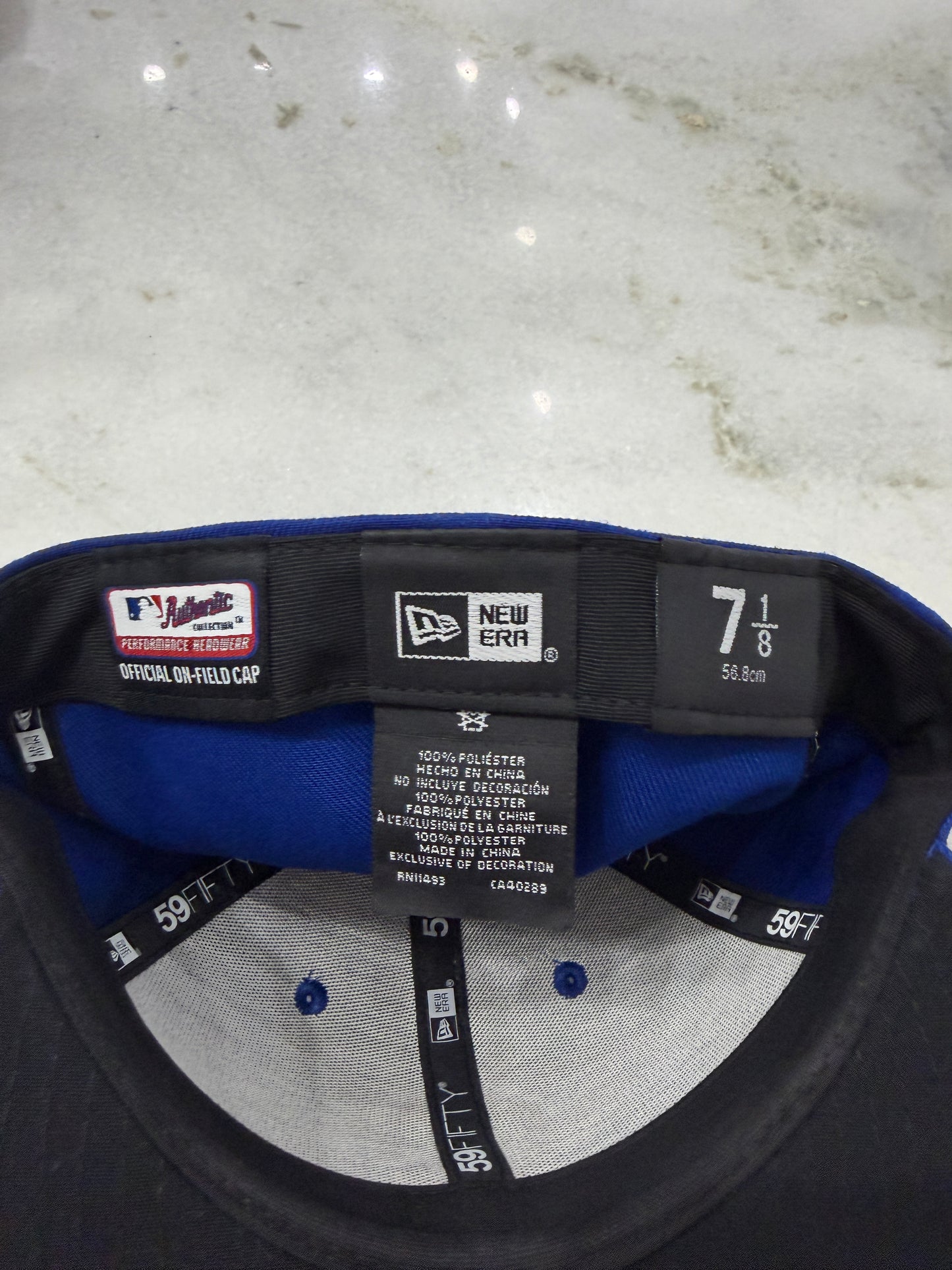 (Mens 7 1/8) Chicago Cubs Fitted Hat