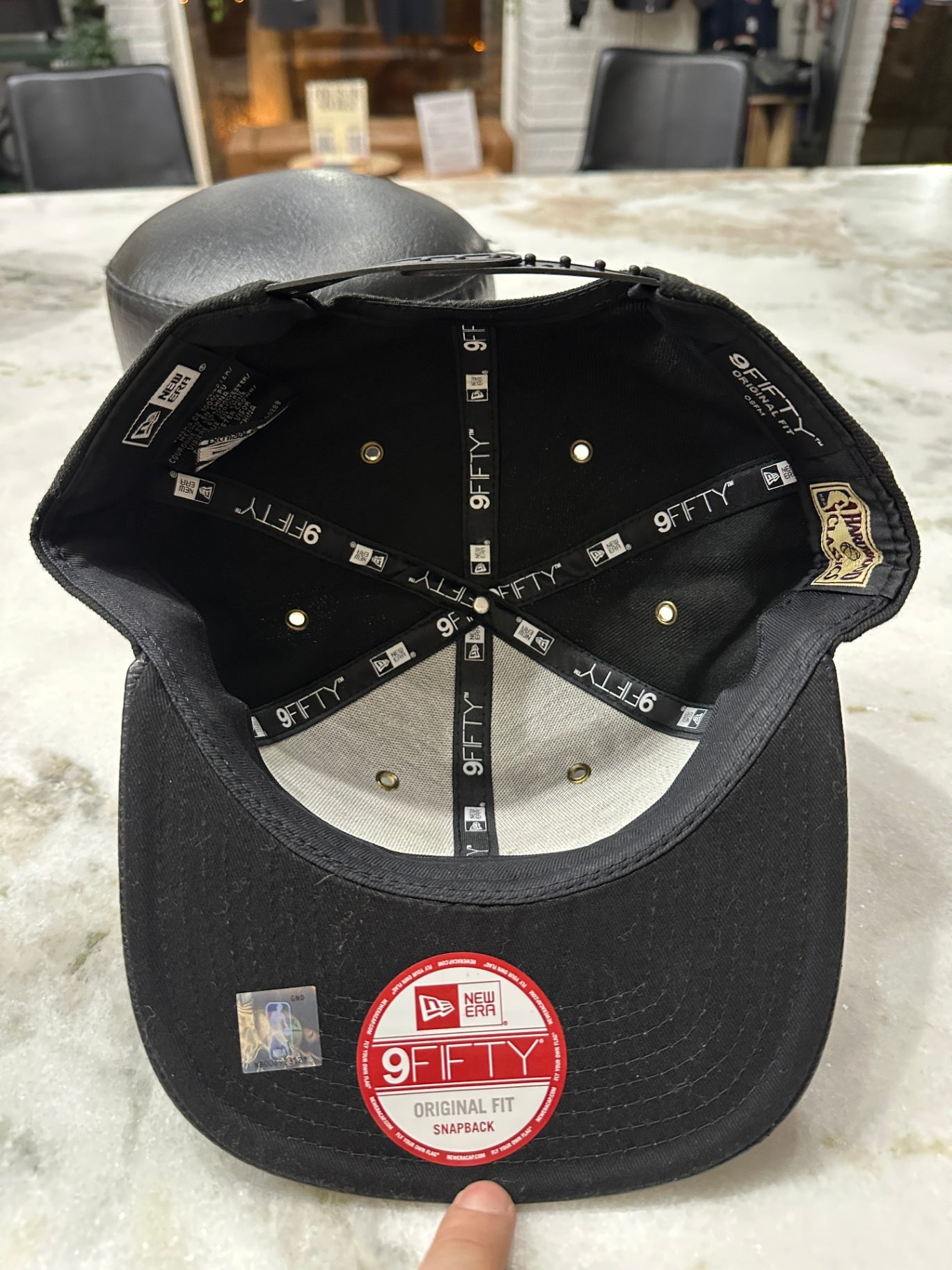 New Era Black chicago hat