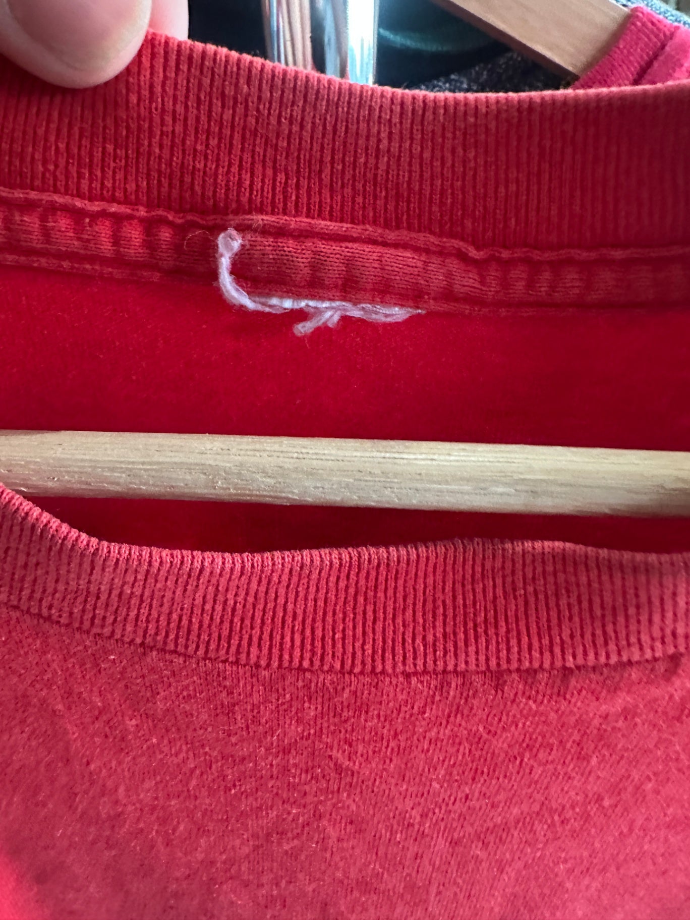 MISSING TAG FITS LIKE A XL 30 X 23