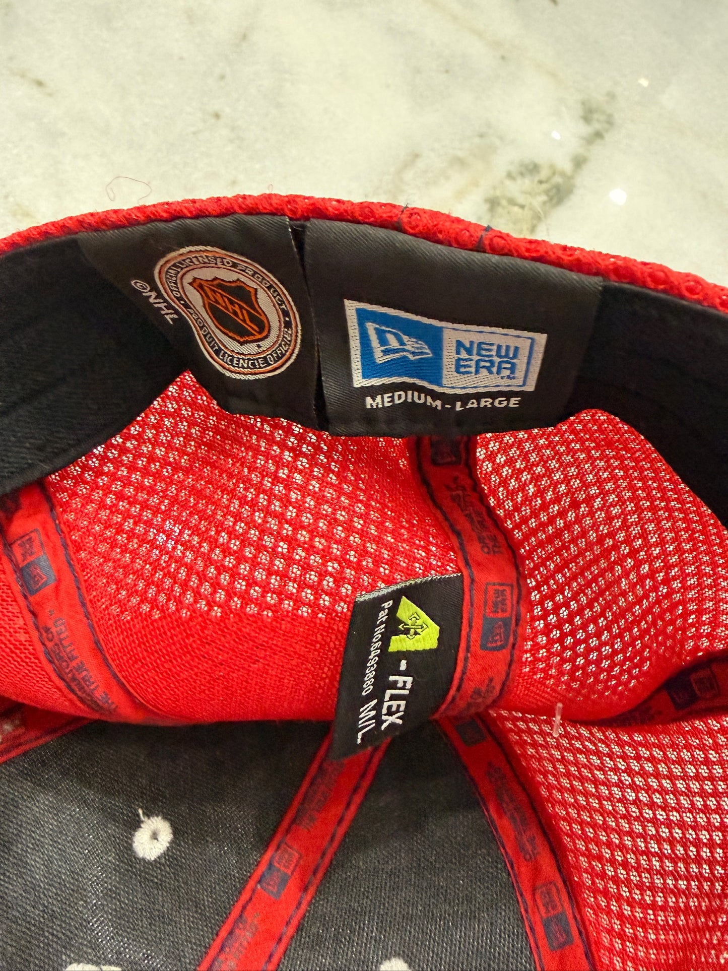 (Adult Medium / Large) Montreal Canadiens Fitted Hat