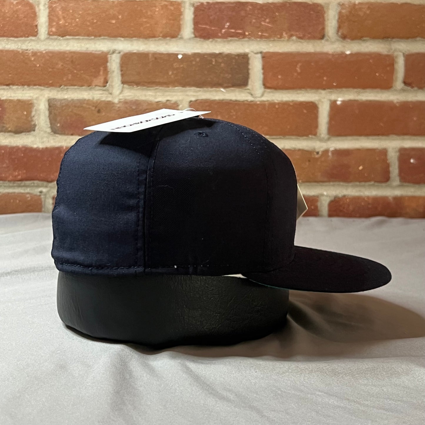 (Adult 7) NWT 90s Chicago White Sox Fitted Hat