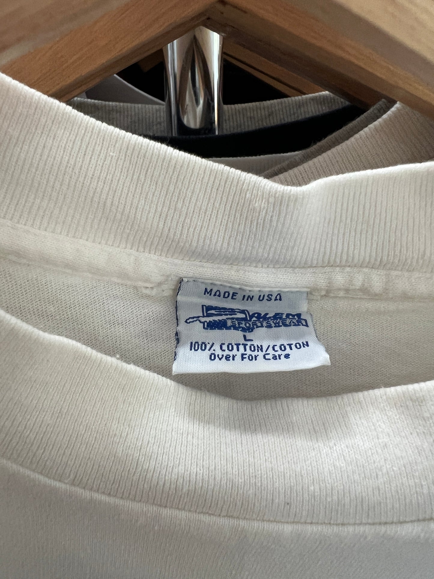 (Mens Large) 1991 Chicago Bulls Caricature Shirt