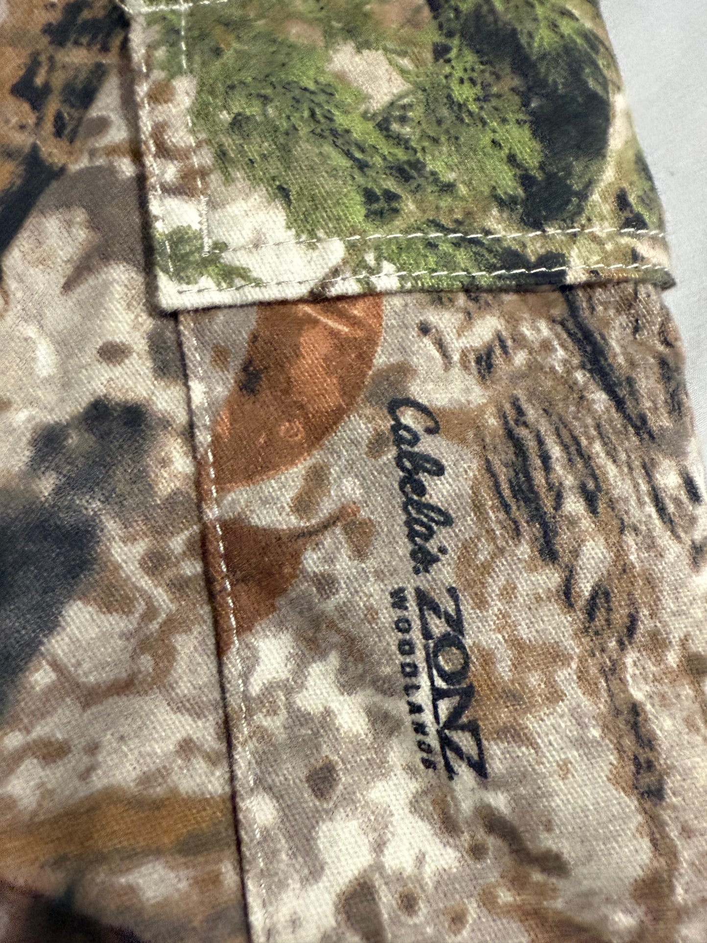 (Mens 38x31) Camo Cargo Pants