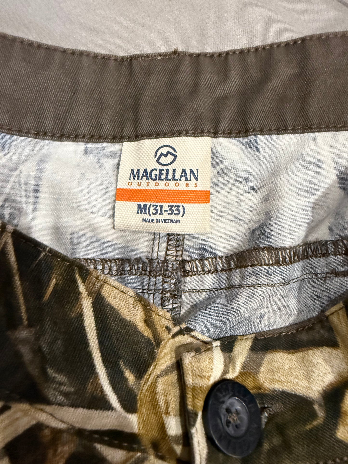 (Mens 31x31) Camo Cargo Pants