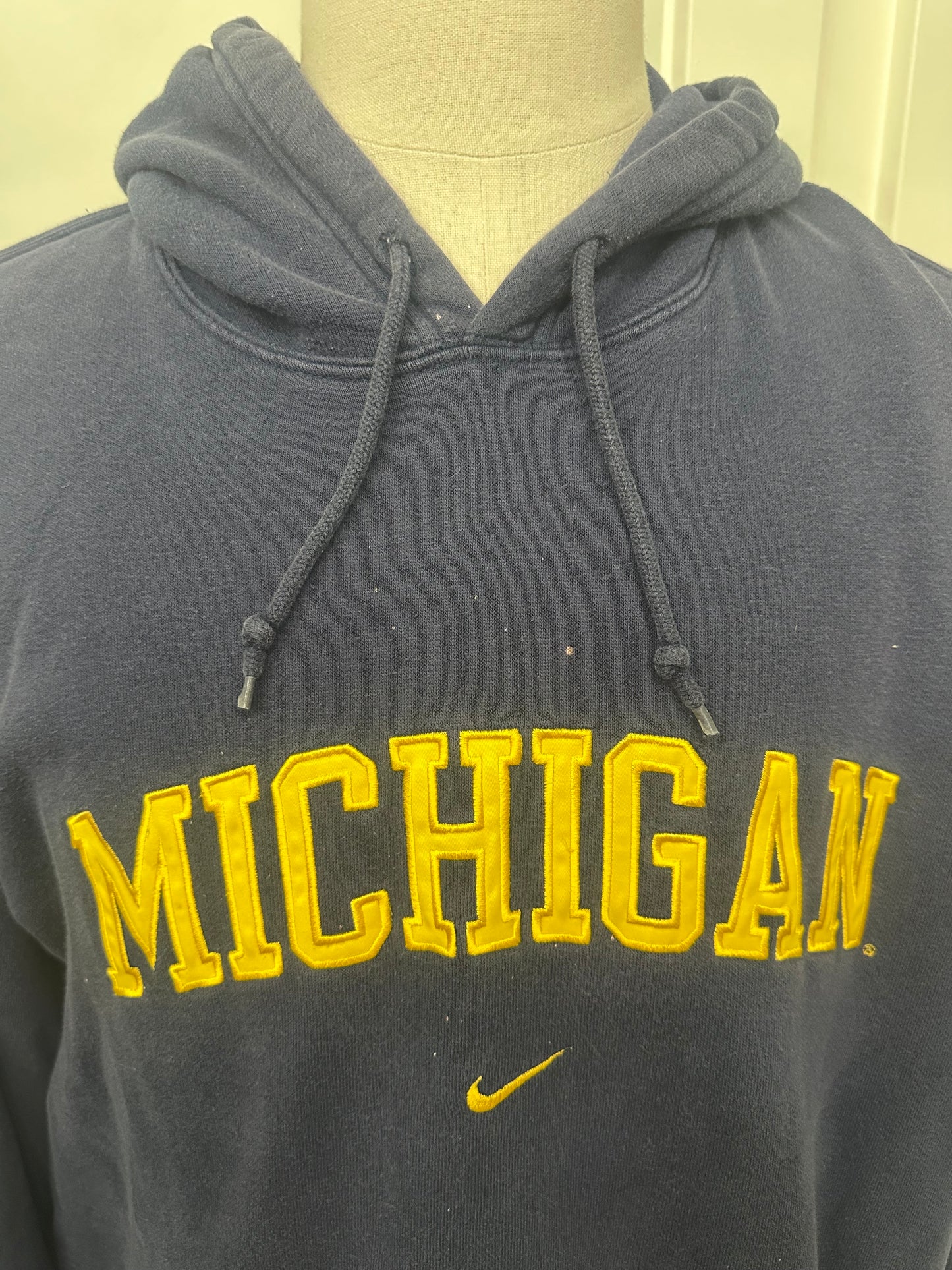 (Mens XL) Nike Center-Swoosh Michigan University Sweatshirt 007