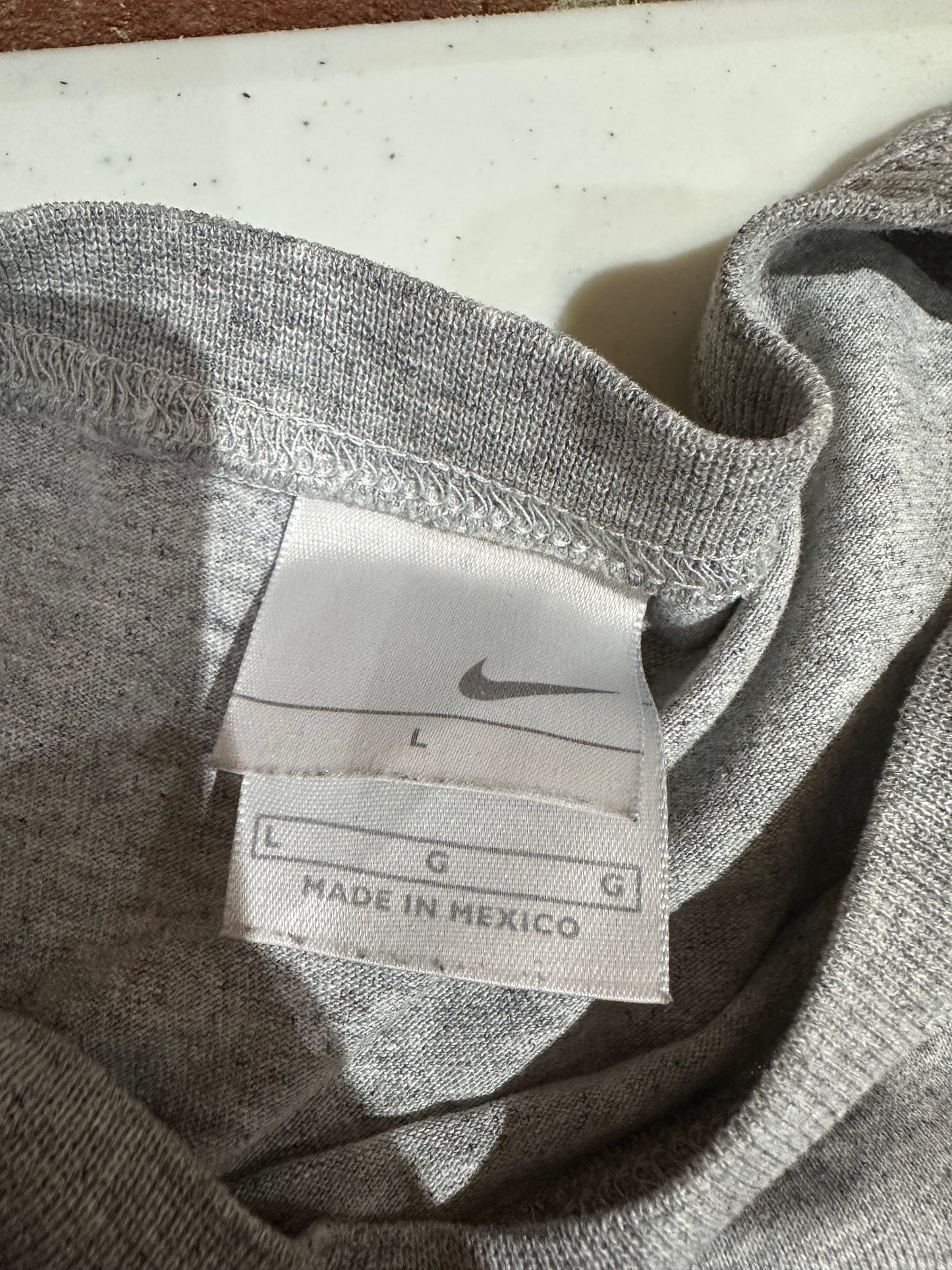 (Mens Large) 90s Nike Cut Off Shirt