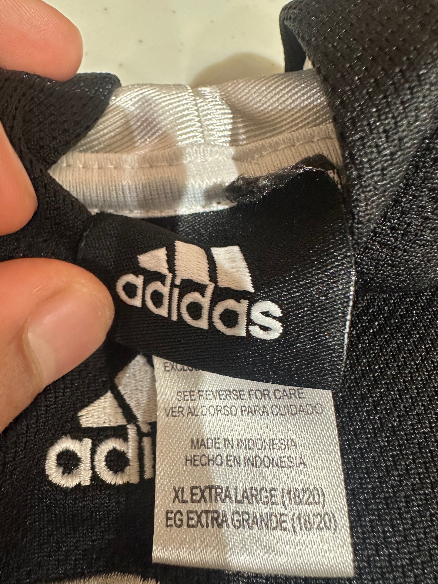 (Womens XL) MLB Adidas Chicago White Sox Sweatshirt 007