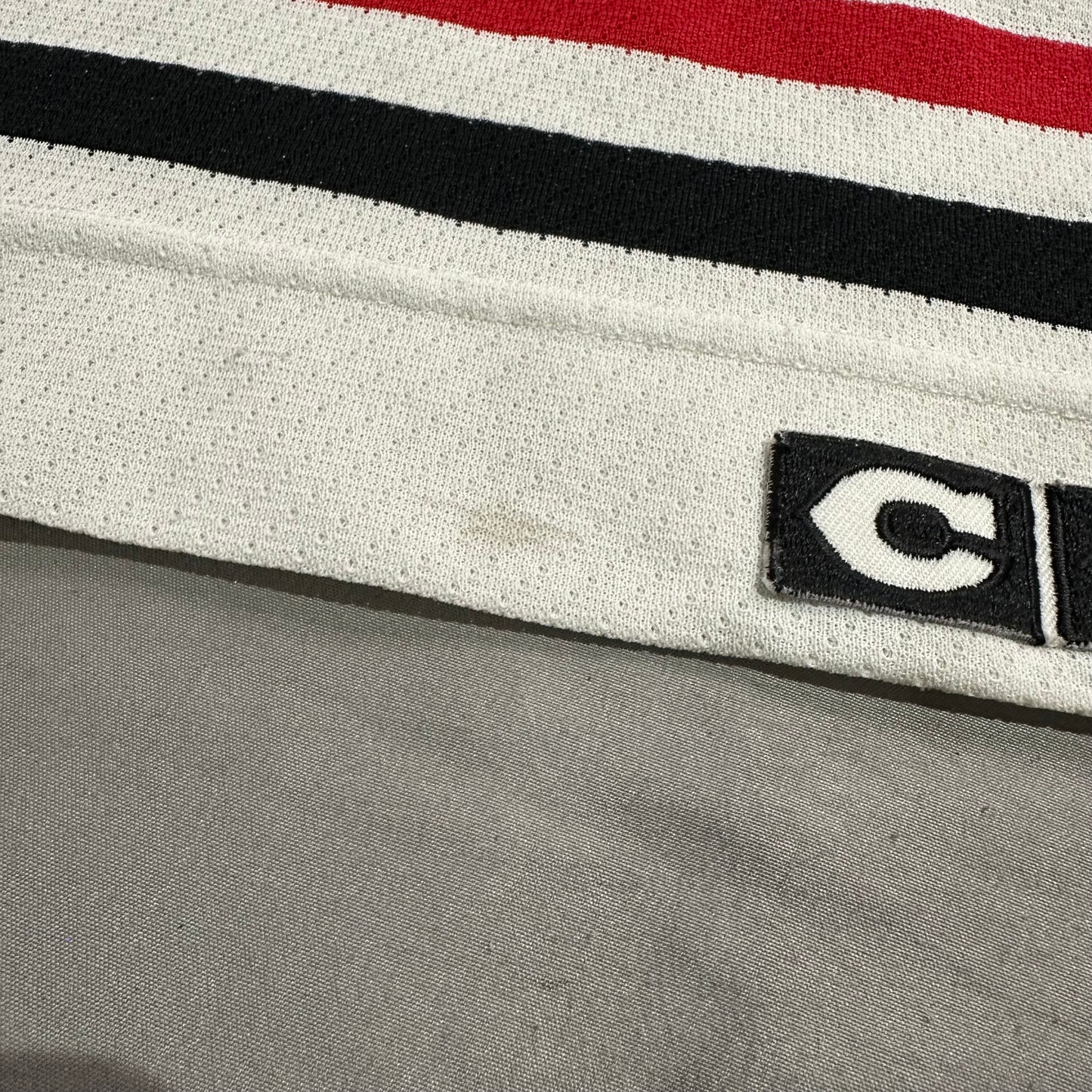 Chris Chelios Chicago Blackhawks NHL Jersey Kids Large CCM