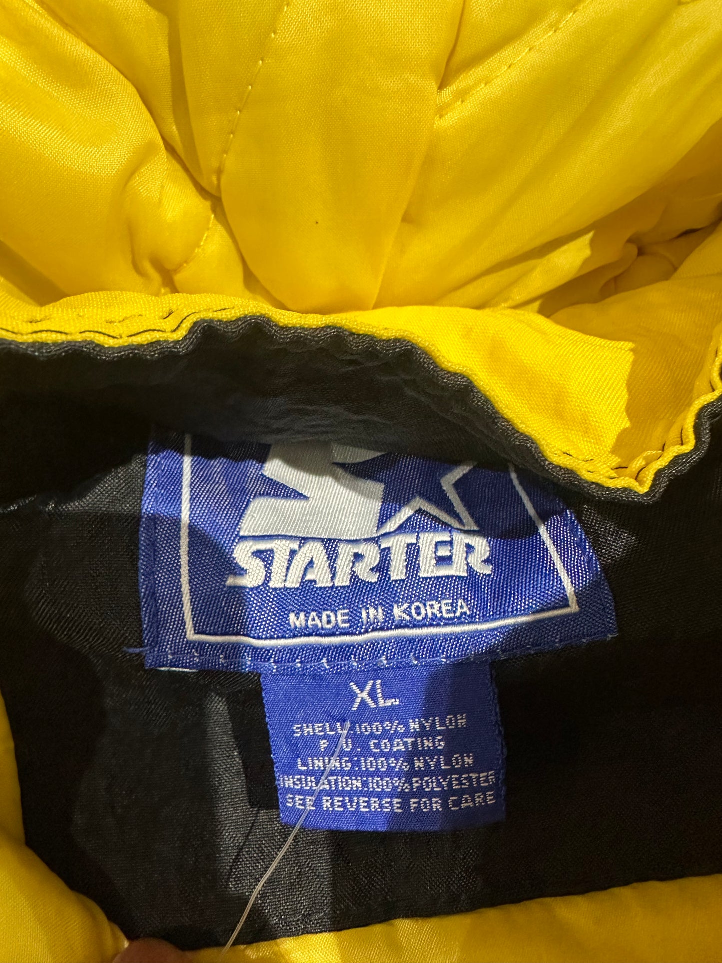 (Mens XL) 90s Iowa Hawkeyes Starter Jacket