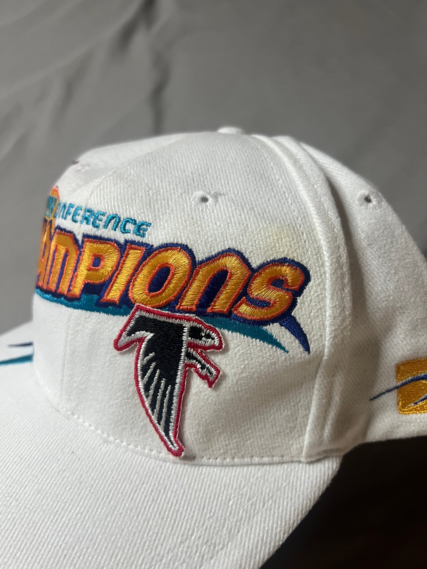 1998 Atlanta Flacons Strapback Hat