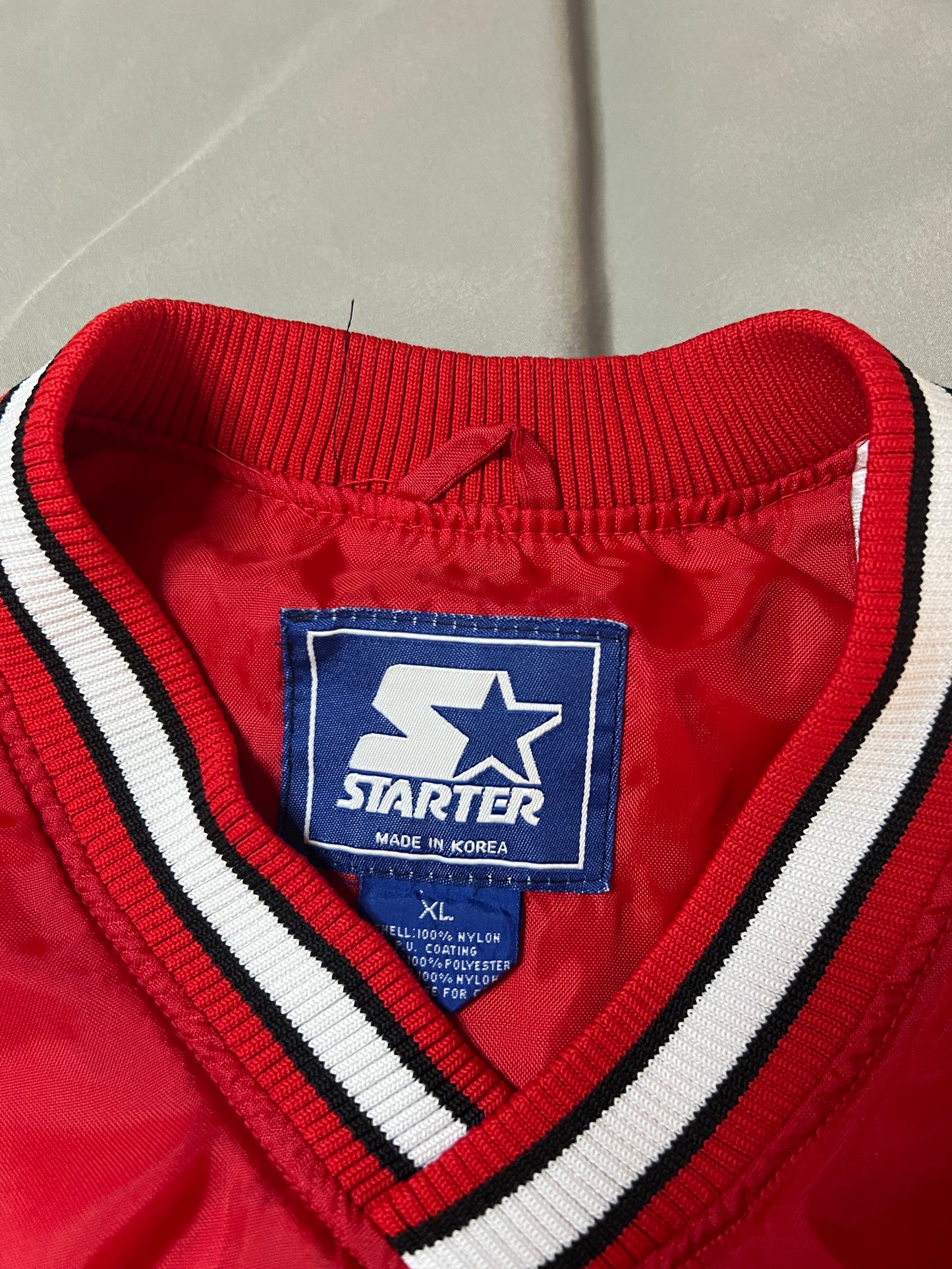 (Mens XL) University of Wisconsin Starter Jacket