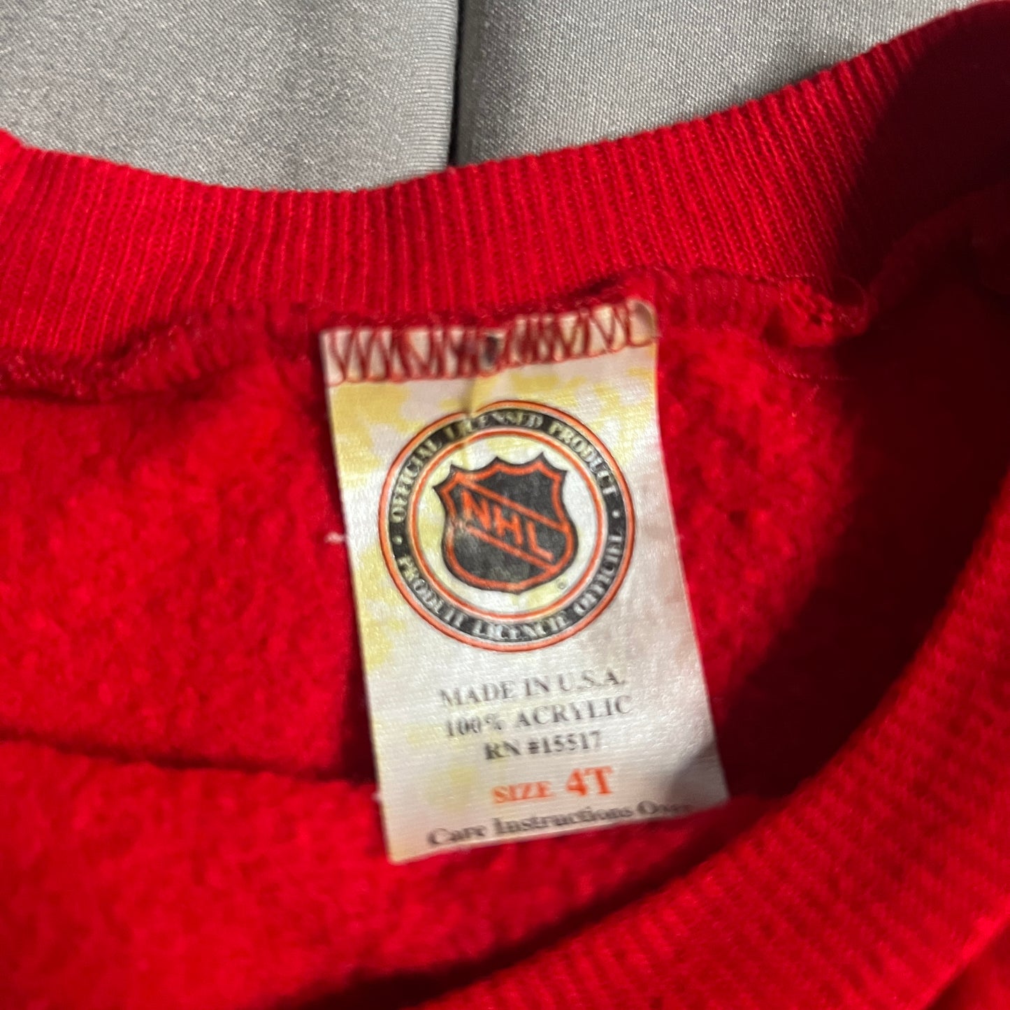 (Kids 4T) 90s Chicago Blackhawks Sweater