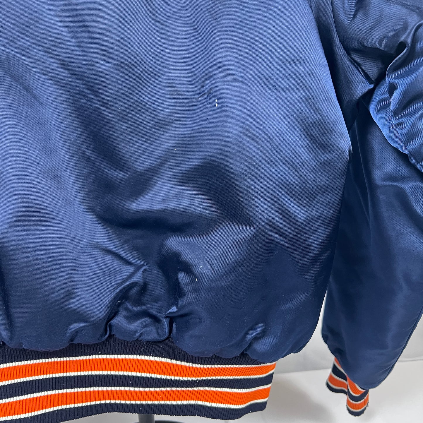 (Kids Large) 90s Chicago Bears Satin Jacket