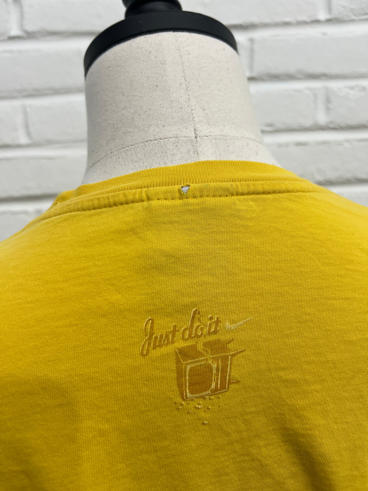 (Mens XL) 90s Nike Shirt