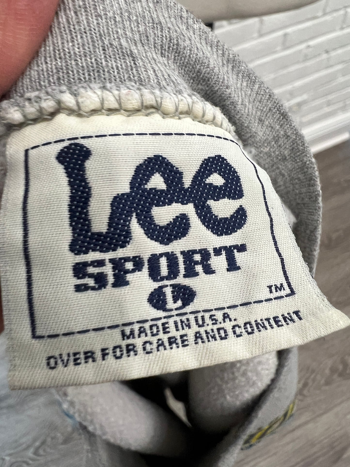 (Mens Large) 1997 Michigan Football Sweater