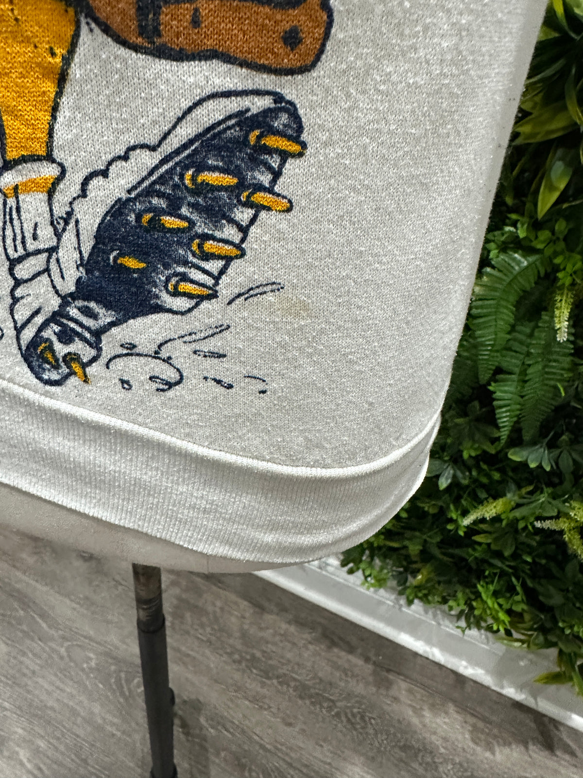 (Womens Small) 80s Michigan University Sweater 007