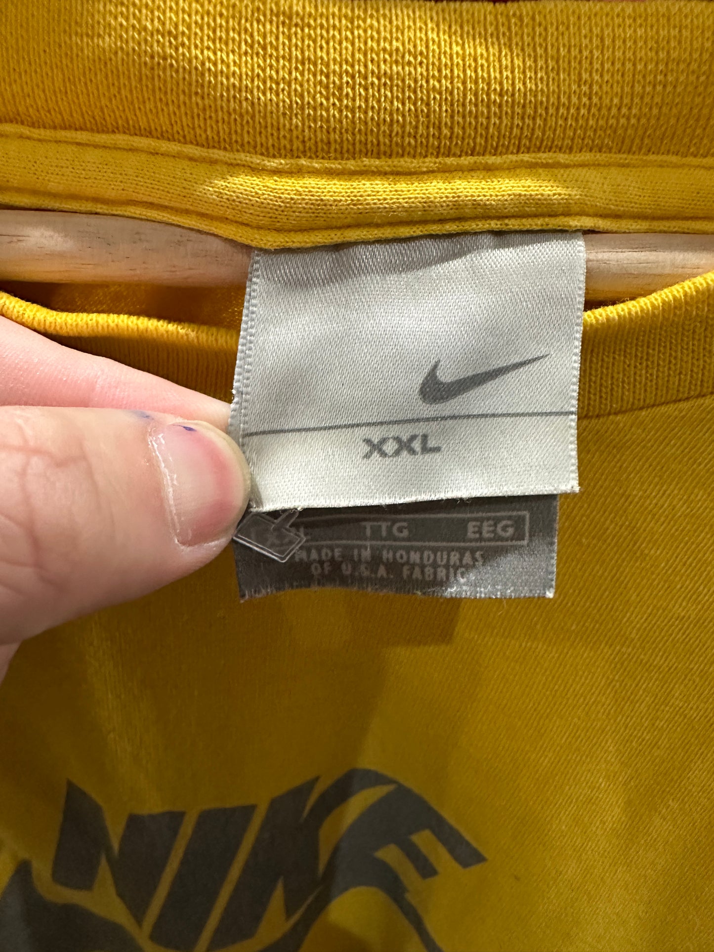 (Mens 2X) Nike Yellow Shirt