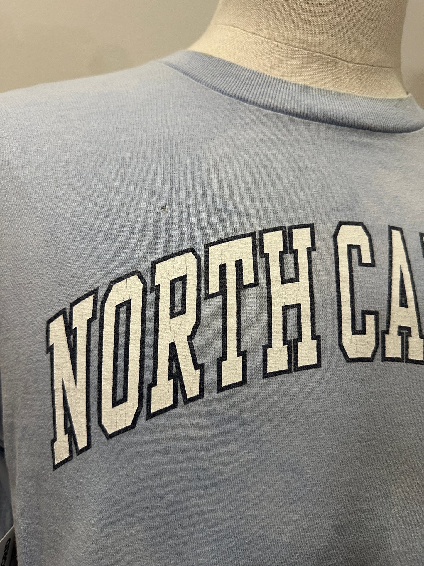 (Mens Large) 90s North Carolina University Spell-Out Shirt