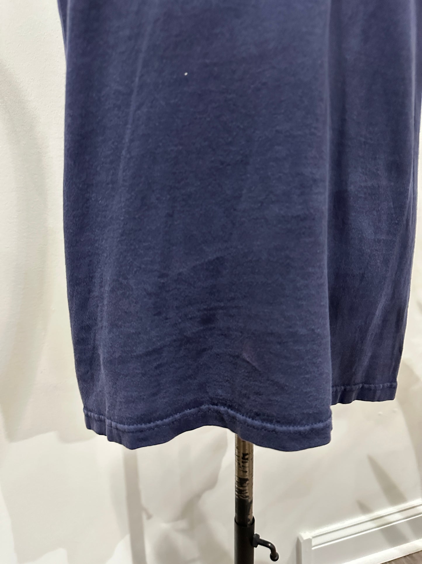 (Mens Medium) 90s Cleveland Indians Spell-Out Shirt