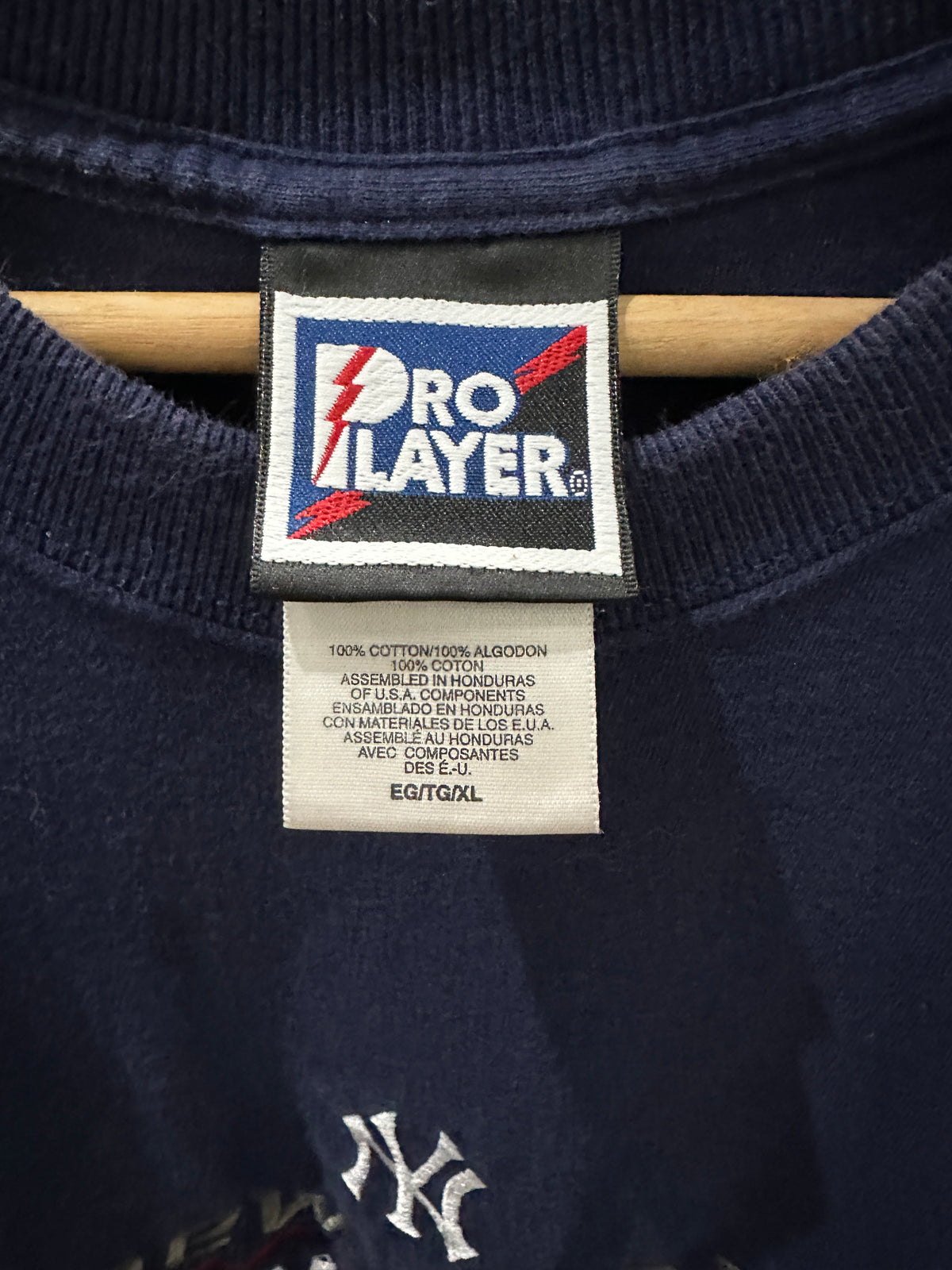 (Mens XL) 1998 New York Yankees Spell-Out Shirt 007