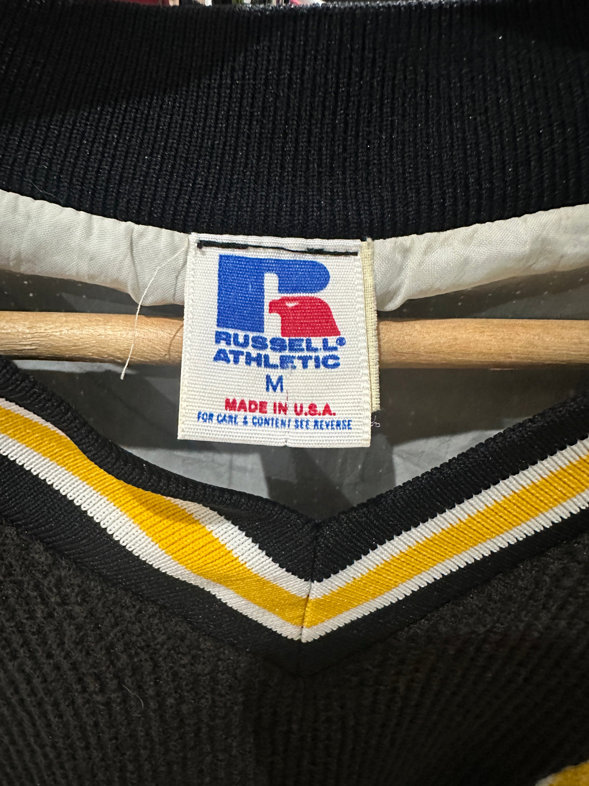 (Womens Medium) 90s University of Iowa Sweater 007