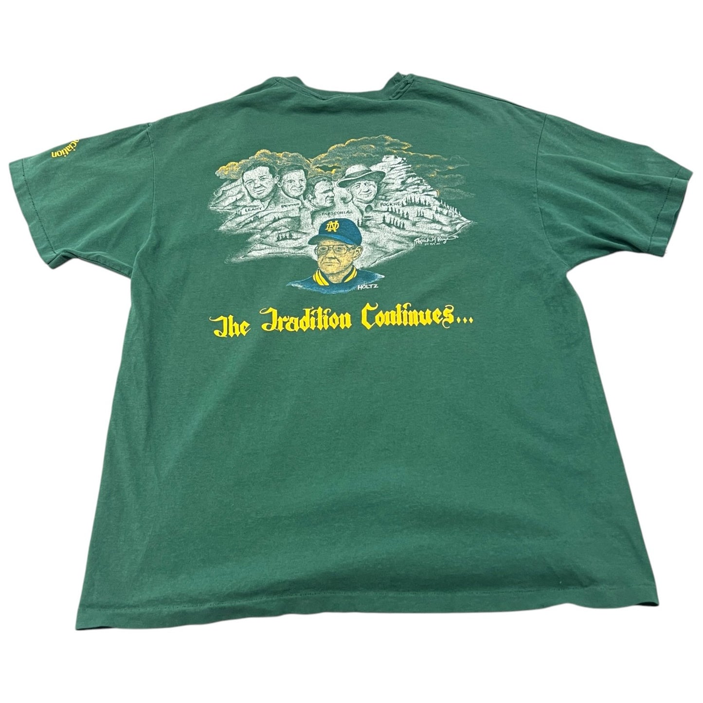 Vintage 1992 Notre Dame Football Mount Rushmore Graphic Mens XL The Tradition