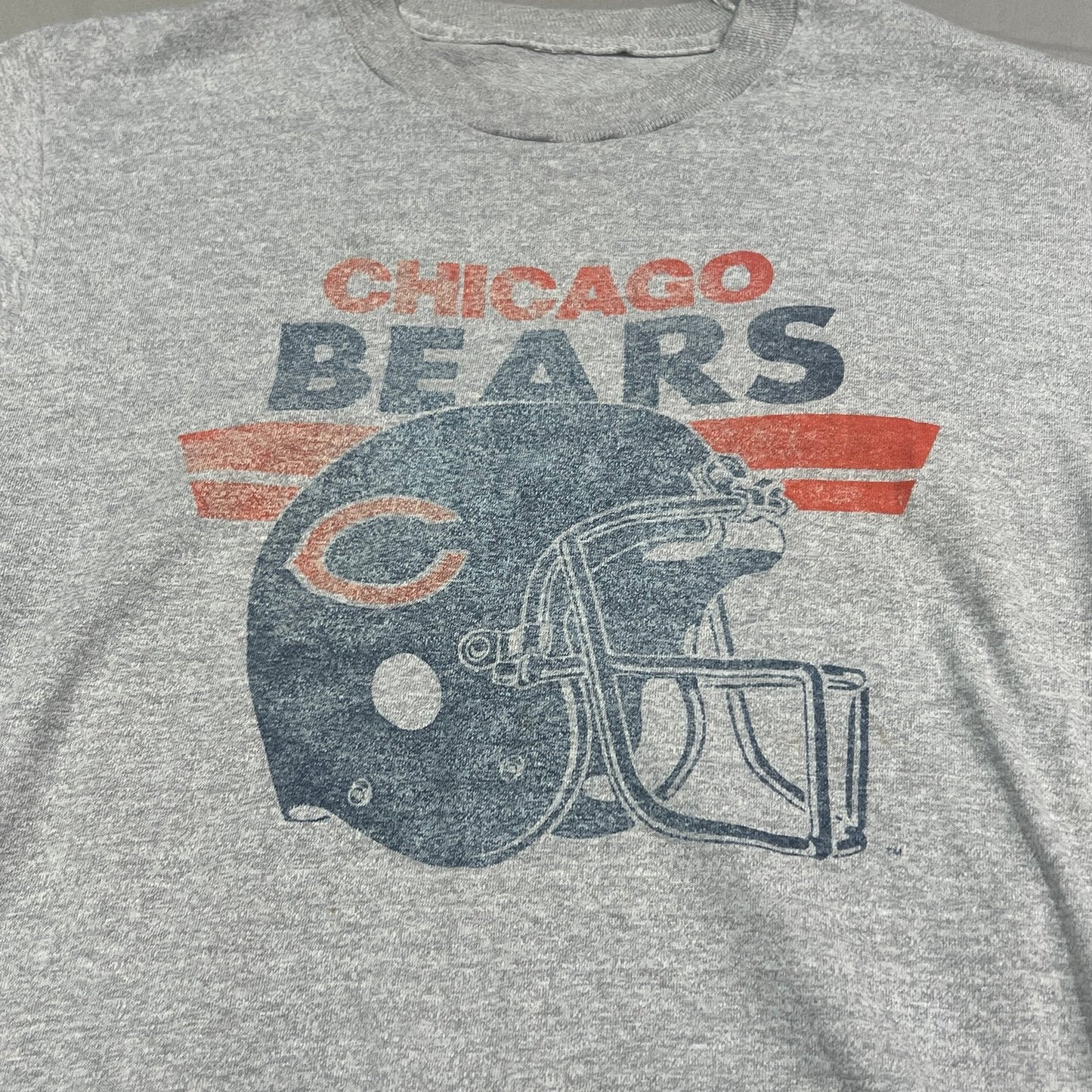 Chicago Bears Helmet Graphic Shirt Womens XS Short Sleeve Gray NFL Football
