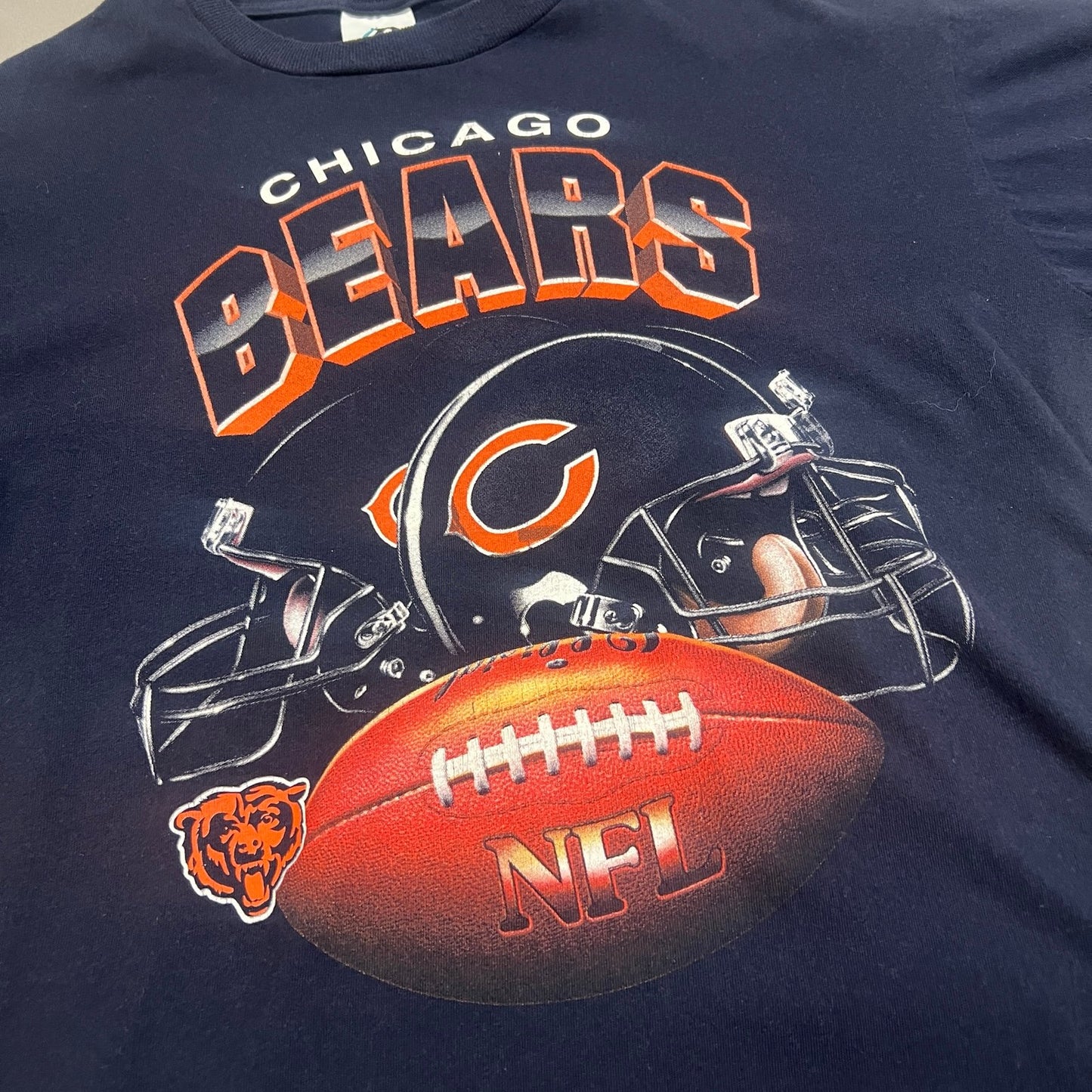 Vintage Chicago Bears NFL Shirt Mens XL Short Sleeve Navy Blue Helmet Graphic