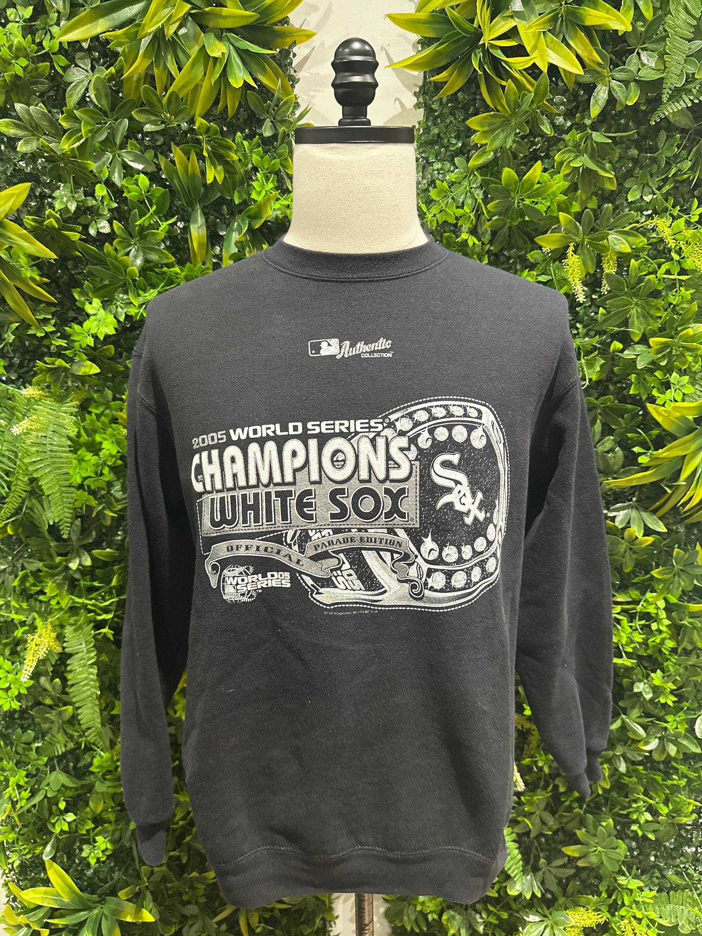 (Mens Medium) 2005 Chicago White Sox Sweater