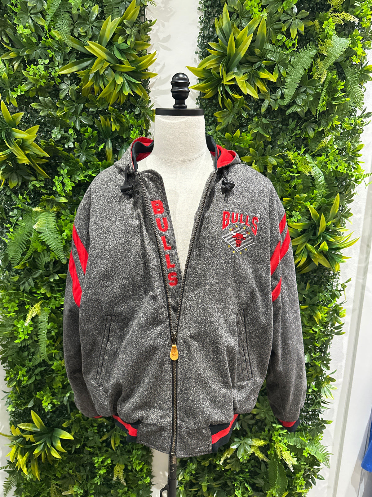 (Mens Large) 90s Chicago Bulls Starter Jacket