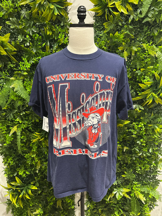 (Mens 2X) 90s University of Mississippi Rebels Shirt 007
