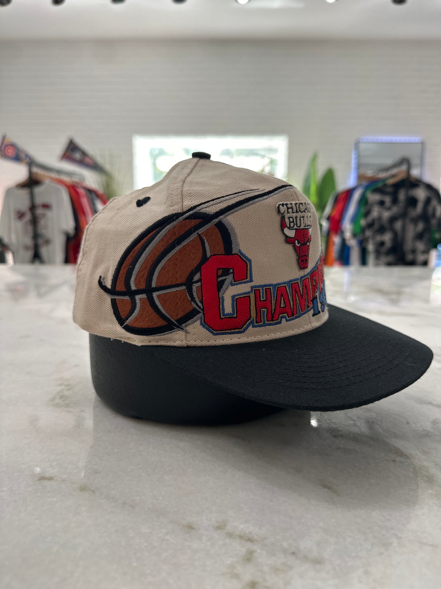 (Adult) Chicago Bulls 1996 Champions Hat