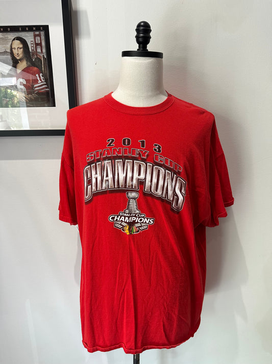 (Mens 2X) 2013 Chicago Blackhawks Stanley Cup champs Shirt 007