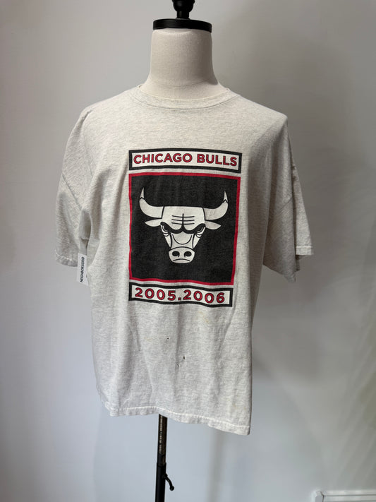 (Mens XL) 2006 Bulls ESPN Radio Shirt