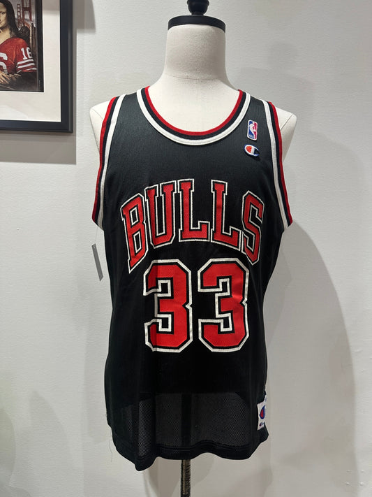 44 fits like L 29 x 23 Flaws