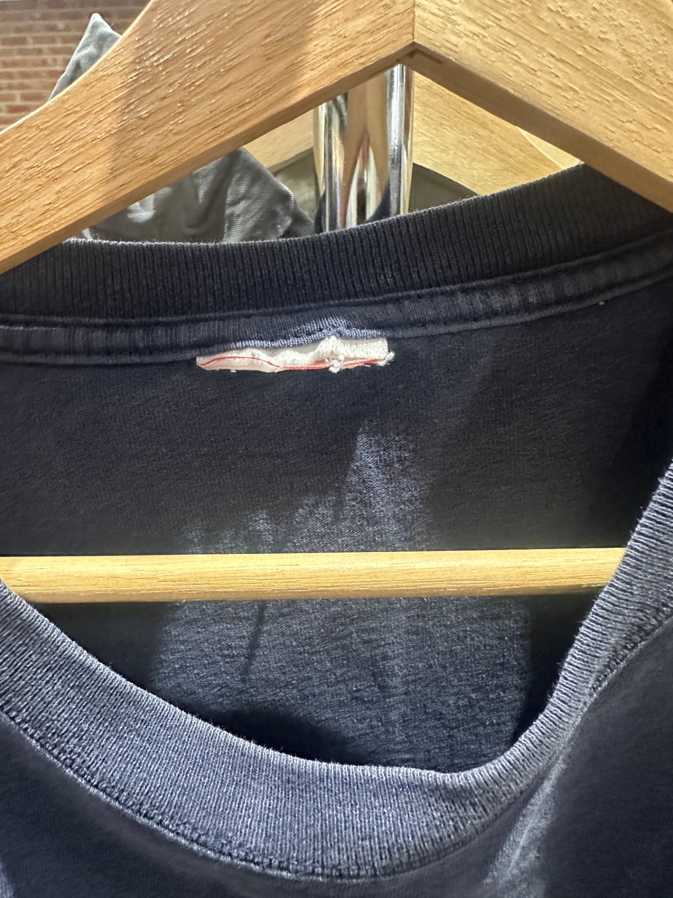 Missing tag fits like XL 30 x 24