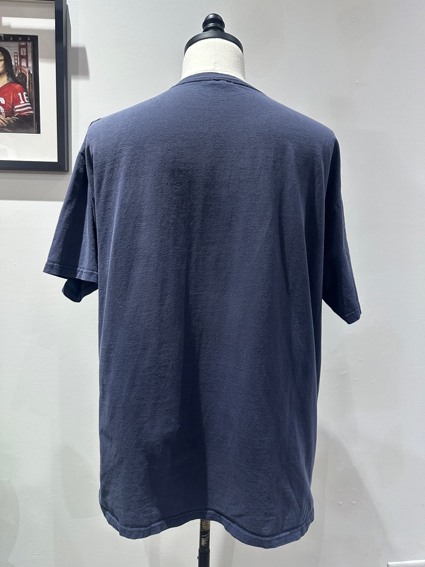 Missing tag fits like XL 30 x 24