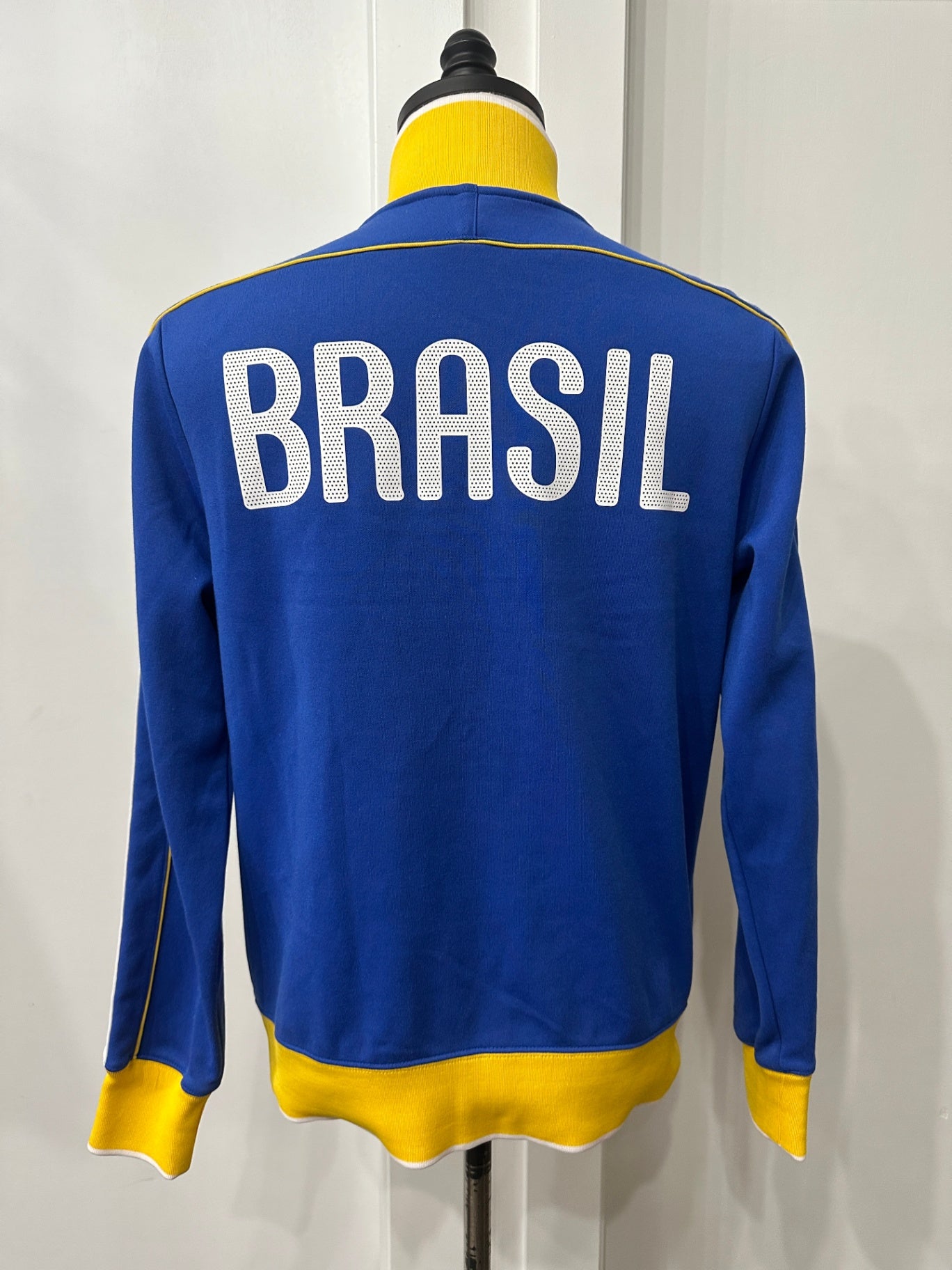 M (Need Measurements) 