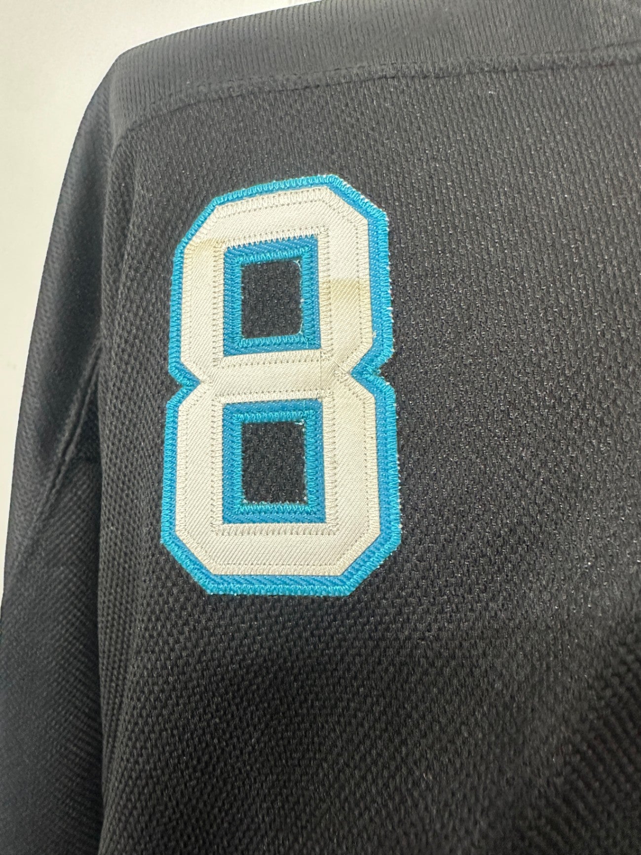 52 31 x 27 fits like XL