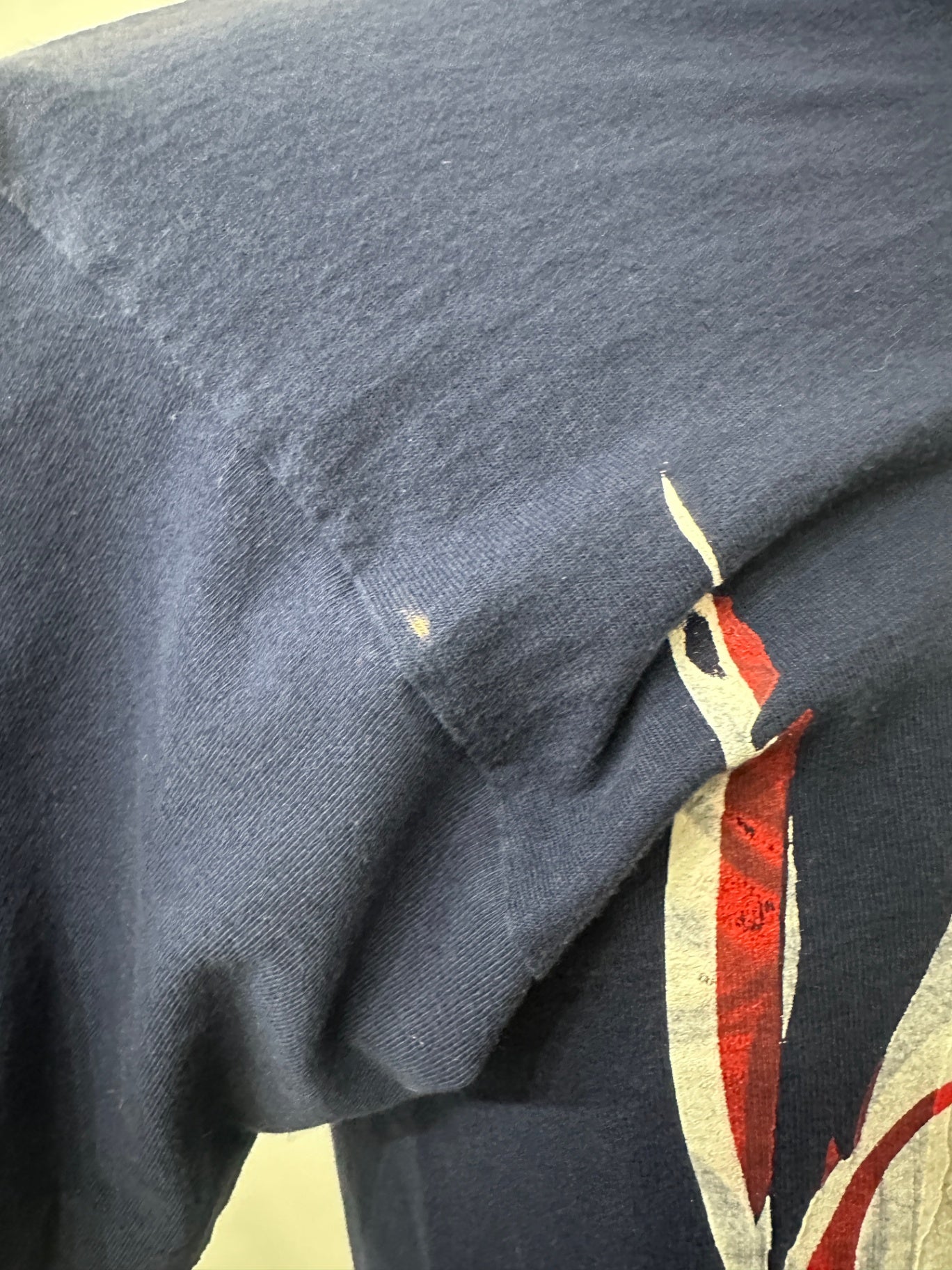 18-20 youth 27 x 19 fits like adult M