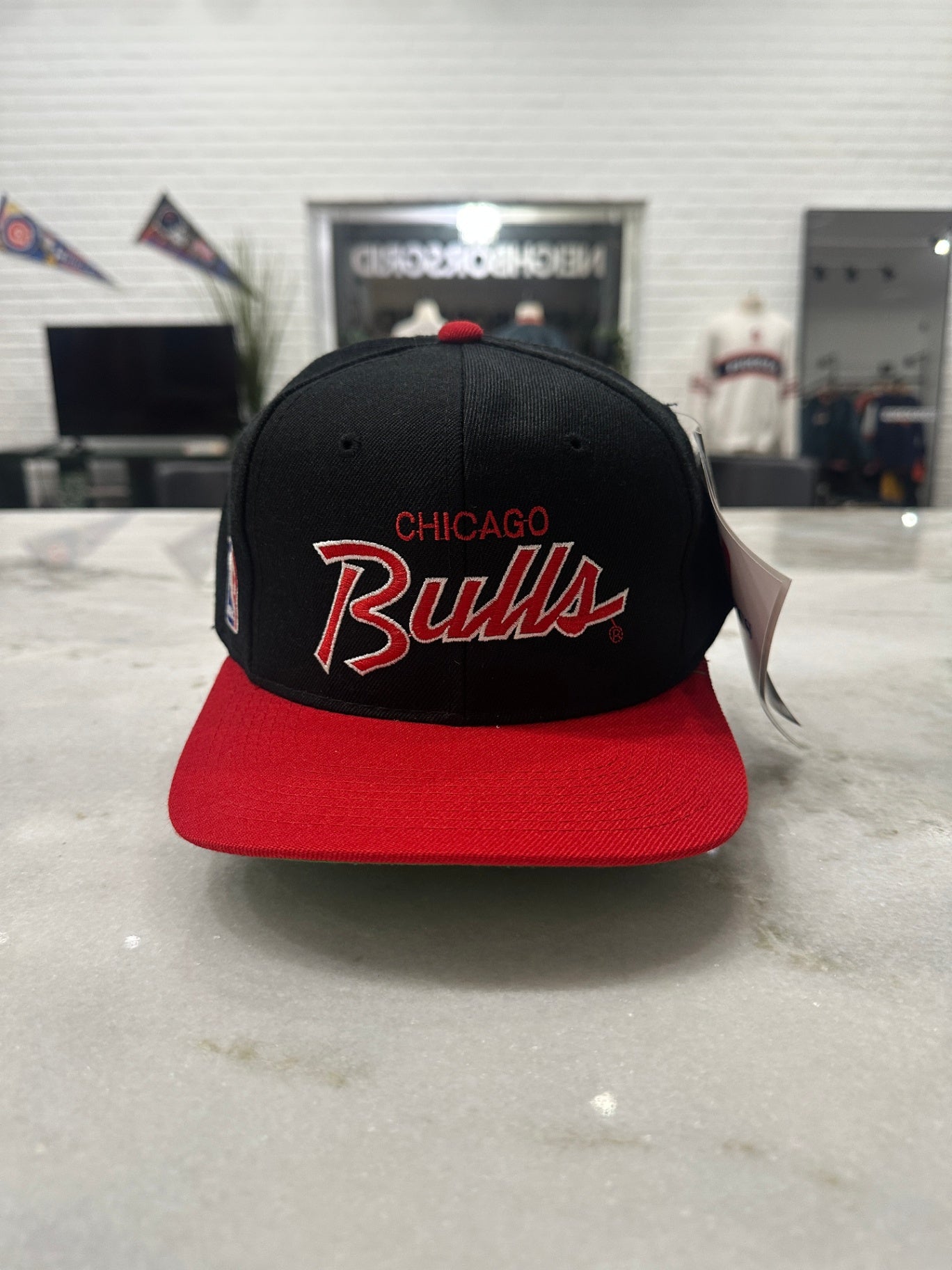 Chicago Bulls Hat Black and Red