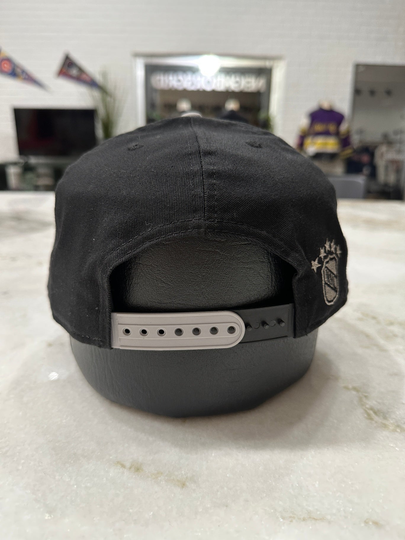 New Era Los angeles kings hat flaws