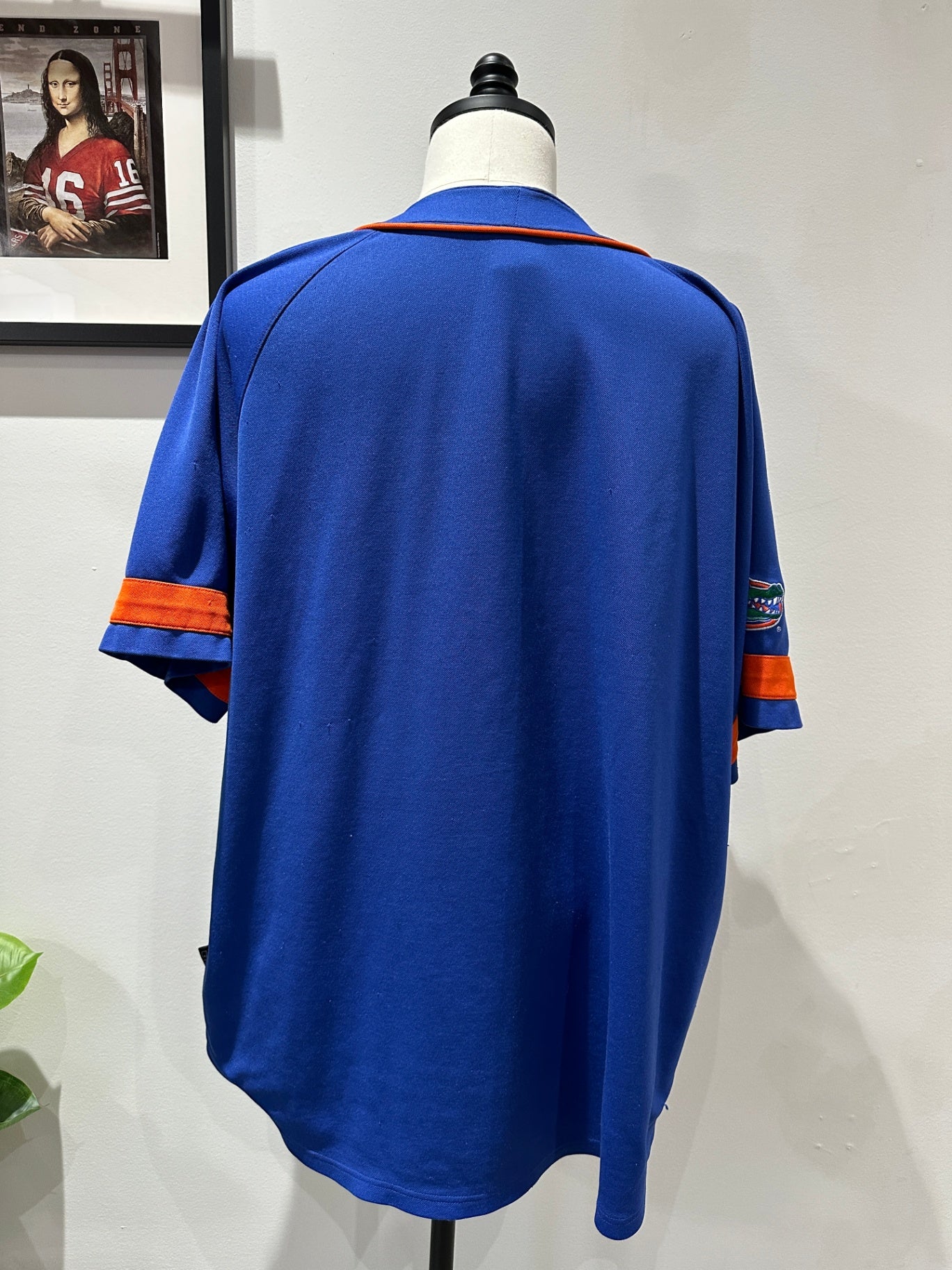 XXL 31 X 29 FLAWS