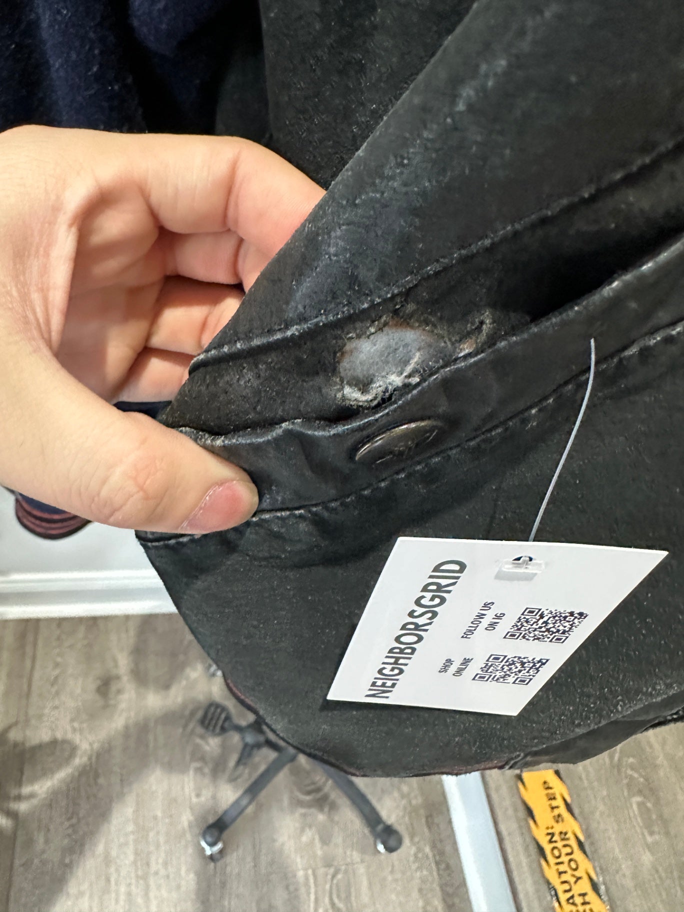 XXL 28 X 25 FLAWS
