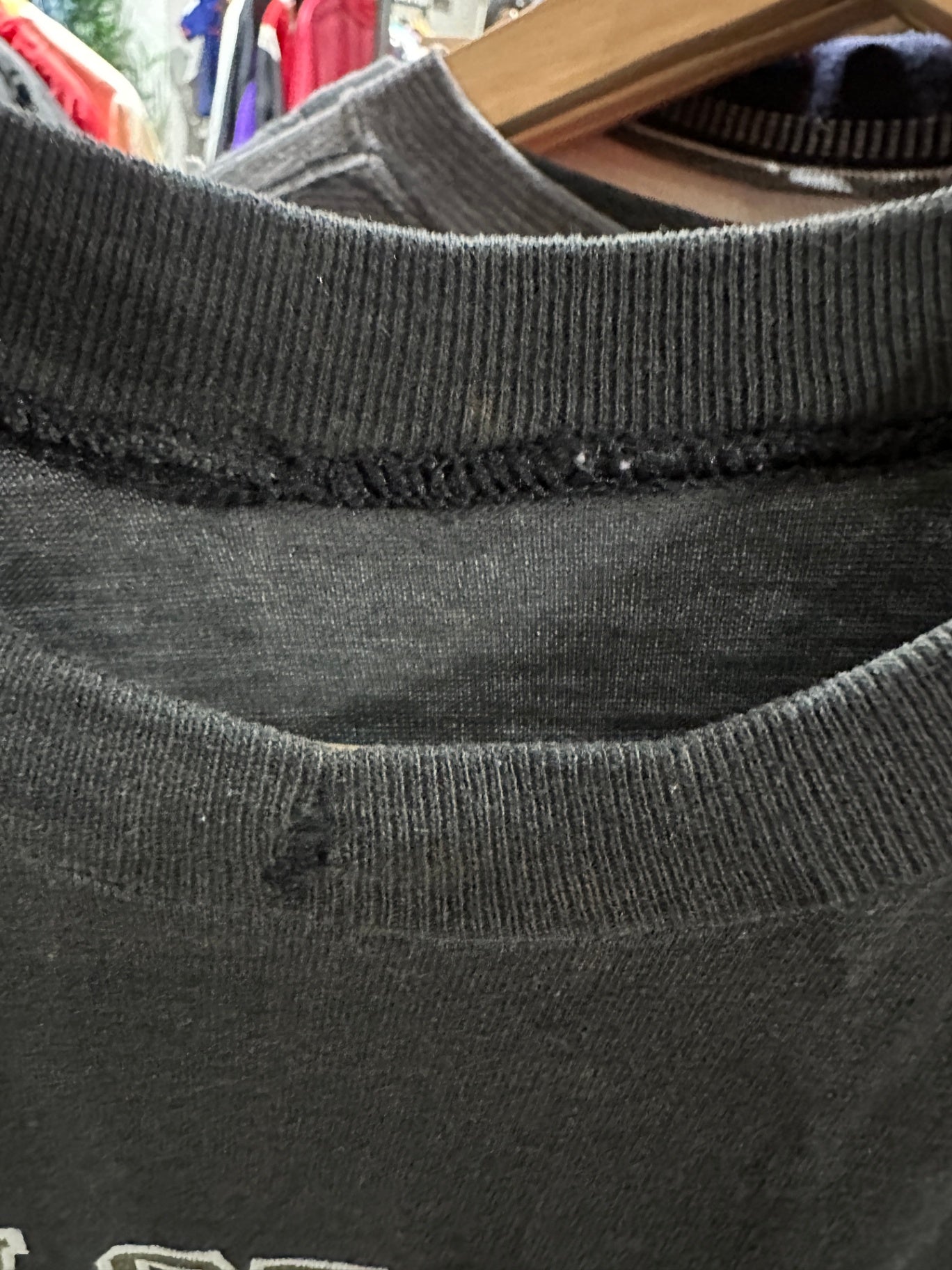 MISSING TAG FITS LIKE A SMALL 27 X 20 FLAWS
