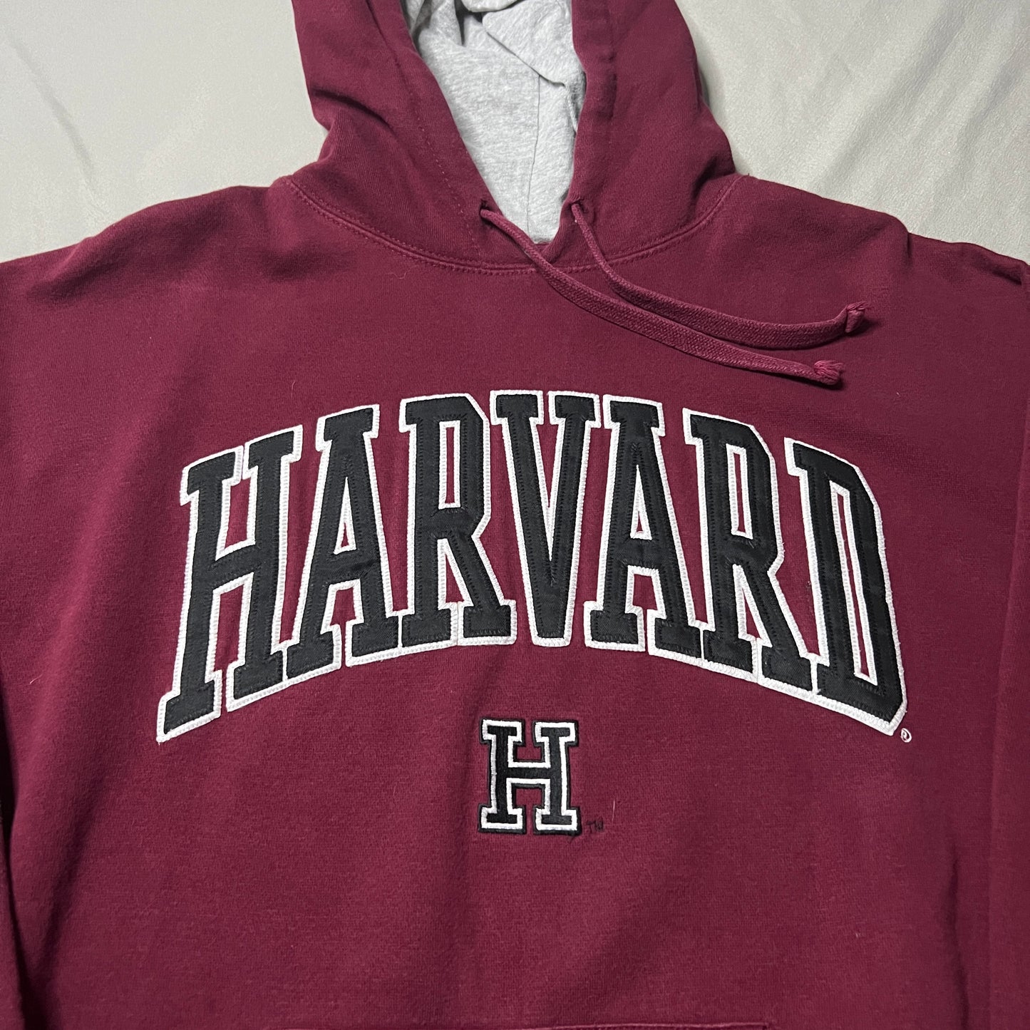 Harvard University Hoodie Mens Large Sweat Shirt Pullover NCAA Embroidered