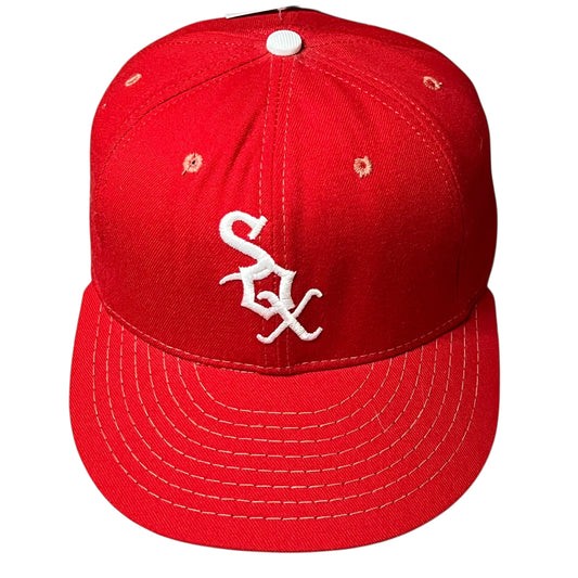 (Adult 7 1/8) 90s Chicago White Sox Fitted Hat