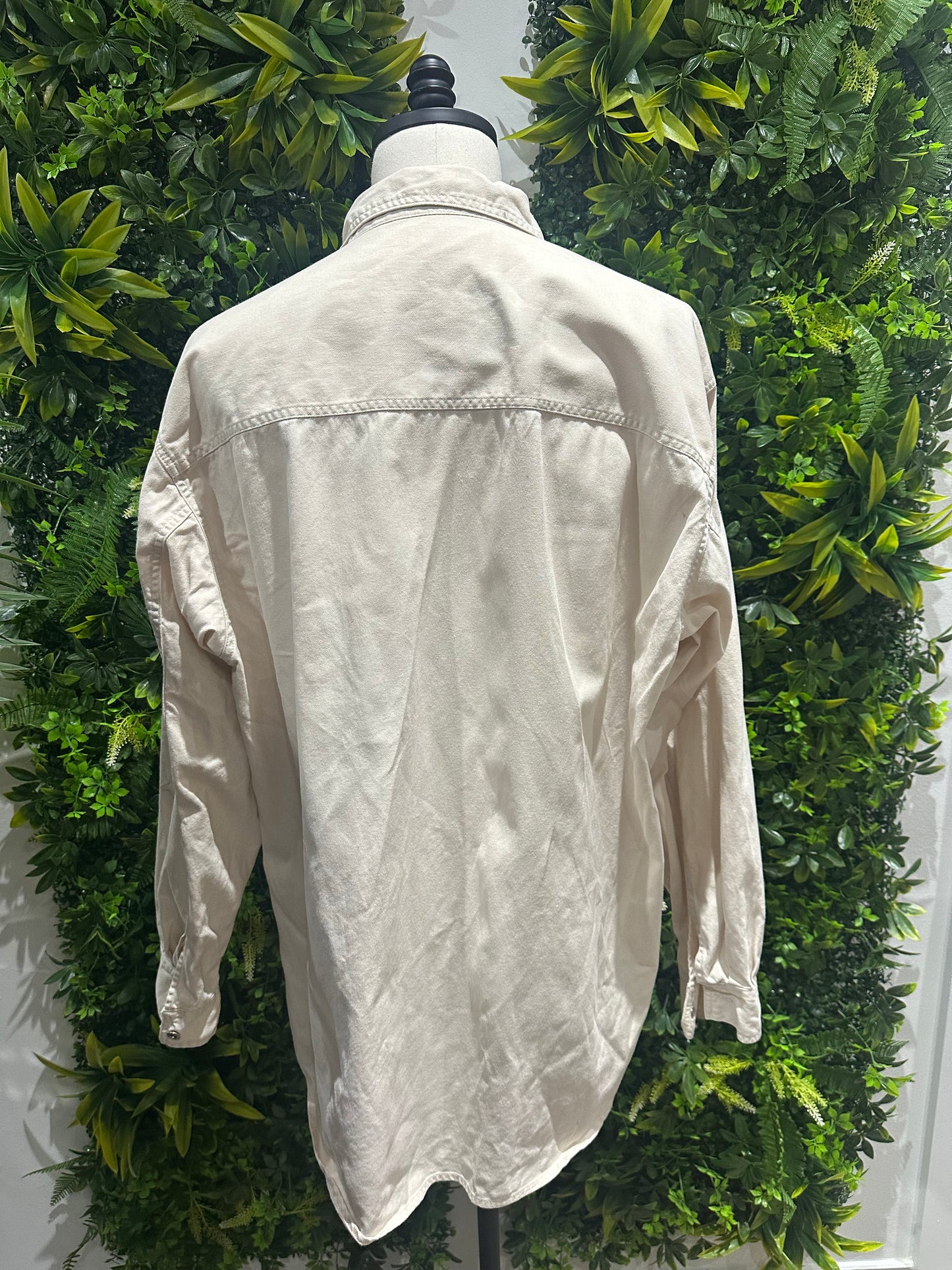 (Mens XL) Levi's White Button-Up Shirt 007