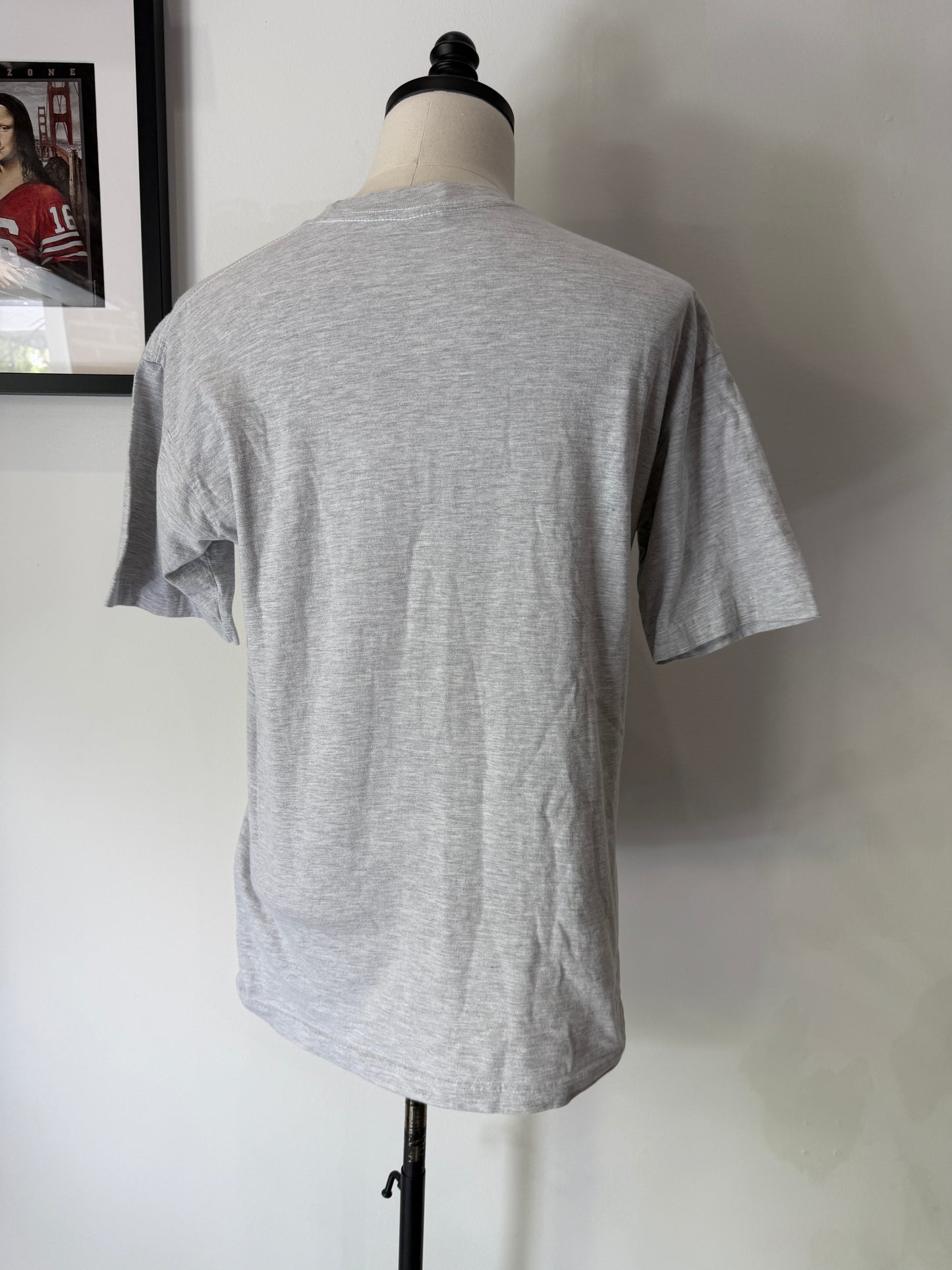(Mens Large) 90s Chicago Bulls Shirt