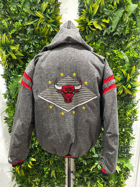 (Mens Large) 90s Chicago Bulls Starter Jacket